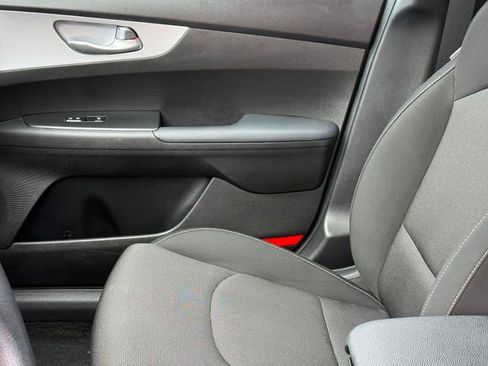 Used 2023 Kia Forte LXS FWD image 14