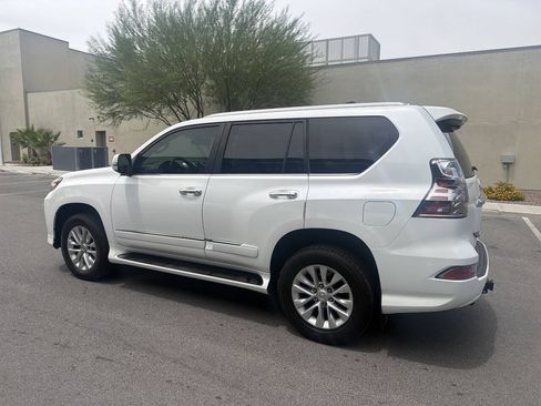 Used 2017 Lexus GX 460 Premium AWD/4WD image 5