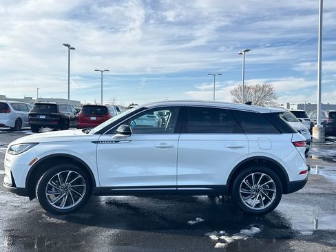 Used 2024 Lincoln Corsair AWD w/ Equipment Group 101A image 6