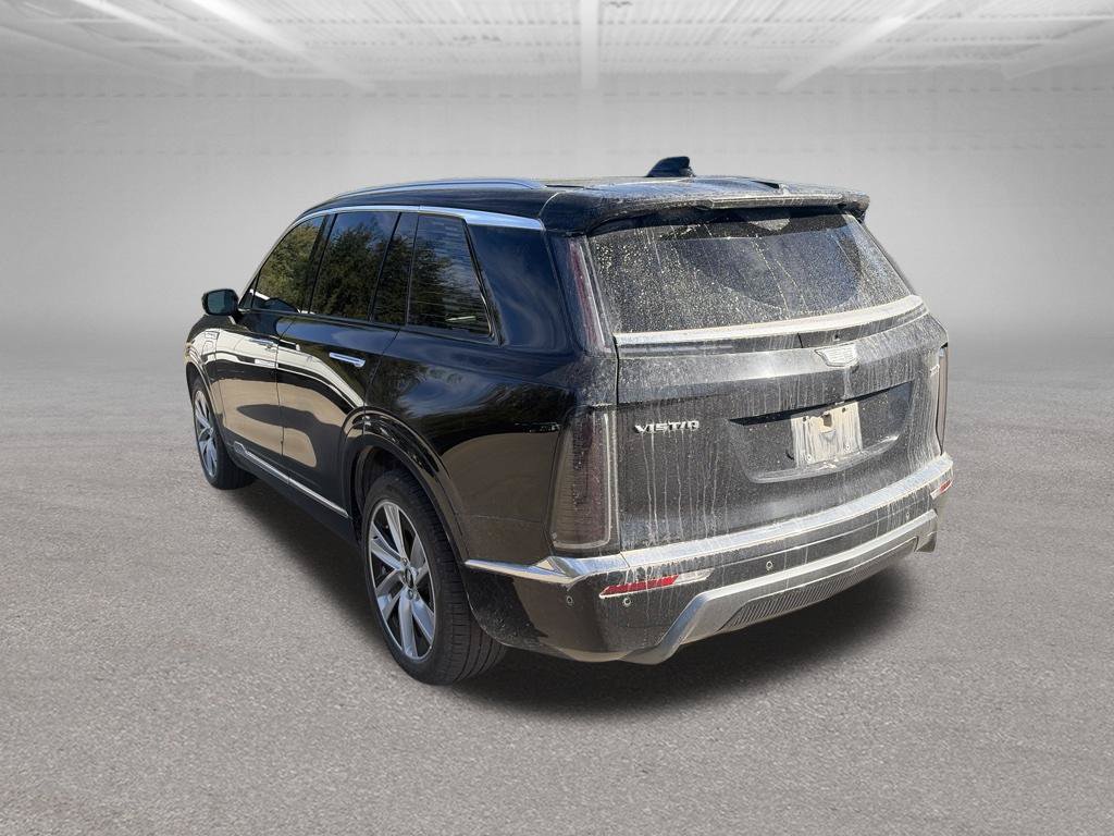 Certified 2026 Cadillac Vistiq Luxury w/ LPO, Floor Liner Package AWD/4WD image 8
