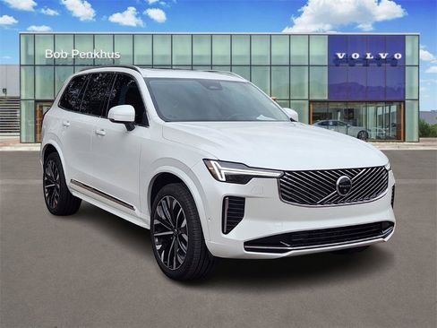 Used 2025 Volvo XC90 B6 Plus image 1