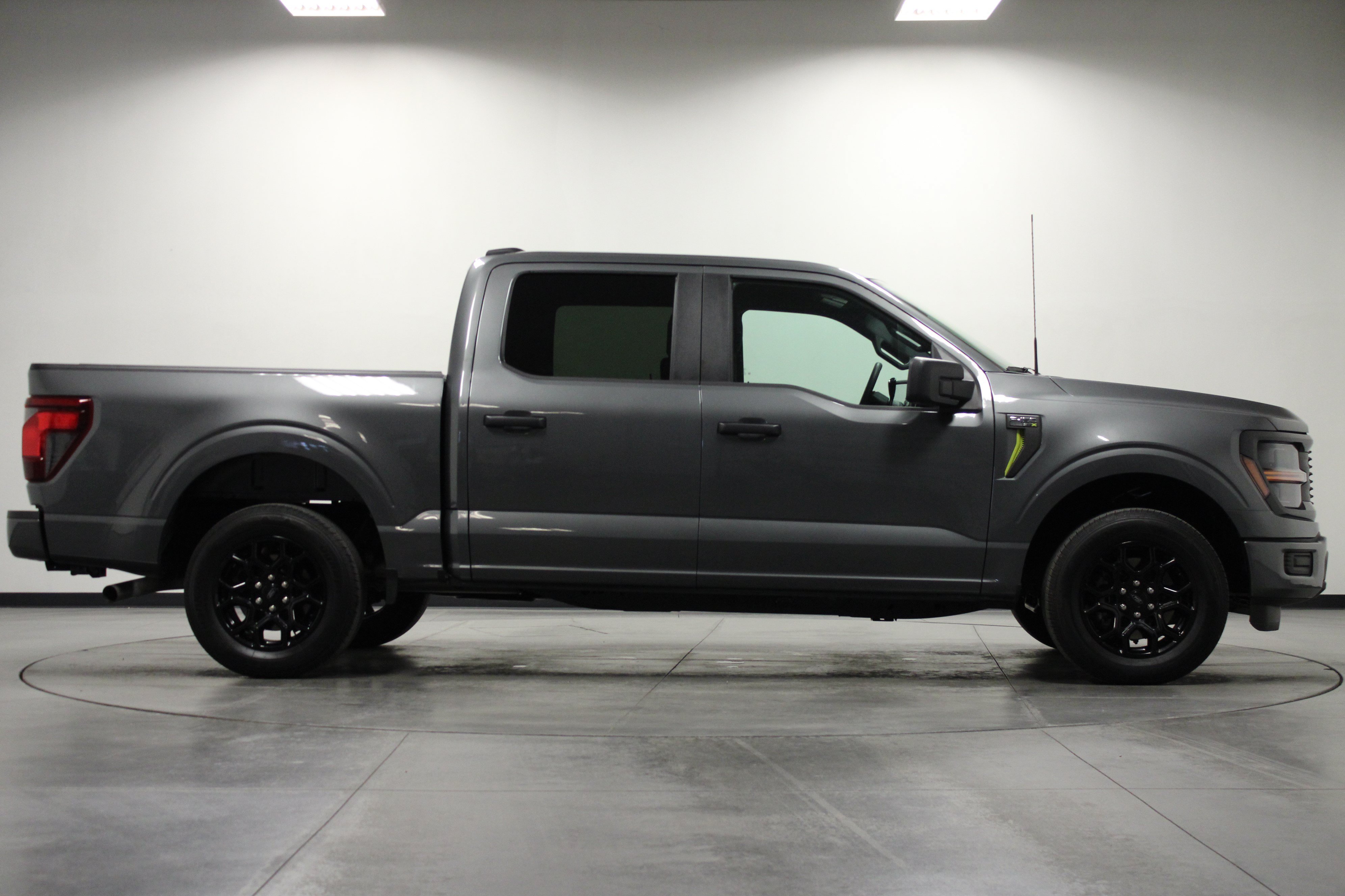 Used 2025 Ford F150 STX RWD image 3