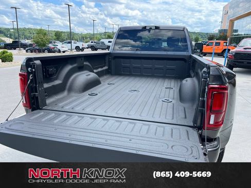New 2026 RAM 3500 Big Horn AWD/4WD image 20