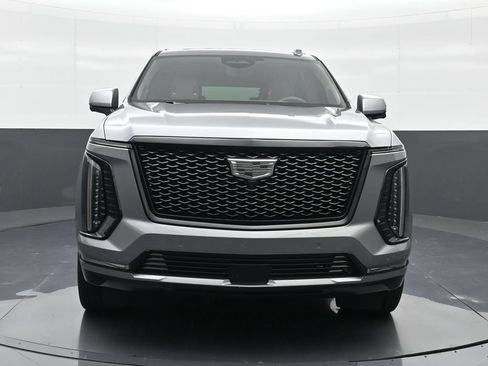 Used 2025 Cadillac Escalade ESV Sport Platinum w/ LPO, ONYX Package AWD/4WD image 6