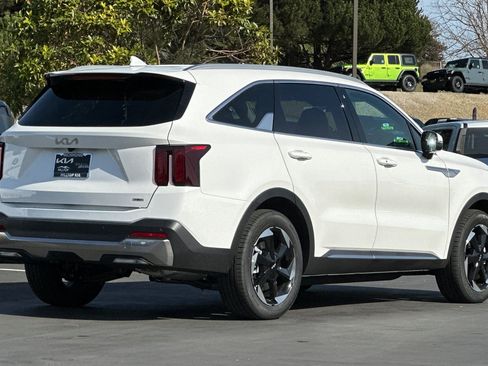 New 2026 Kia Sorento EX image 4