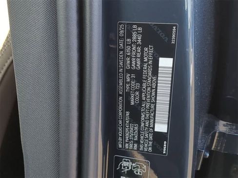 New 2026 Volvo XC90 B6 Plus w/ Protection Package Premier image 33