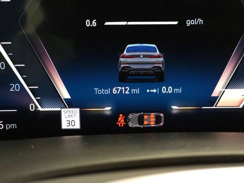 Used 2026 BMW X6 xDrive40i AWD/4WD image 22