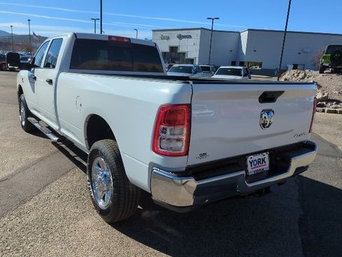 Used 2024 RAM 2500 Tradesman w/ Chrome Appearance Group image 6