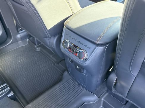 Used 2026 Ford Explorer Tremor w/ Tremor Convenience Package image 31
