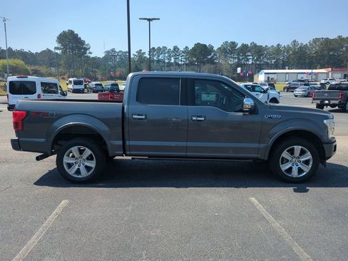 Used 2019 Ford F150 Platinum w/ Equipment Group 701A Luxury image 4