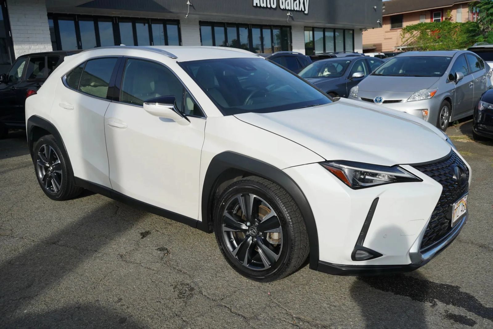 Used 2019 Lexus UX 200 FWD image 3