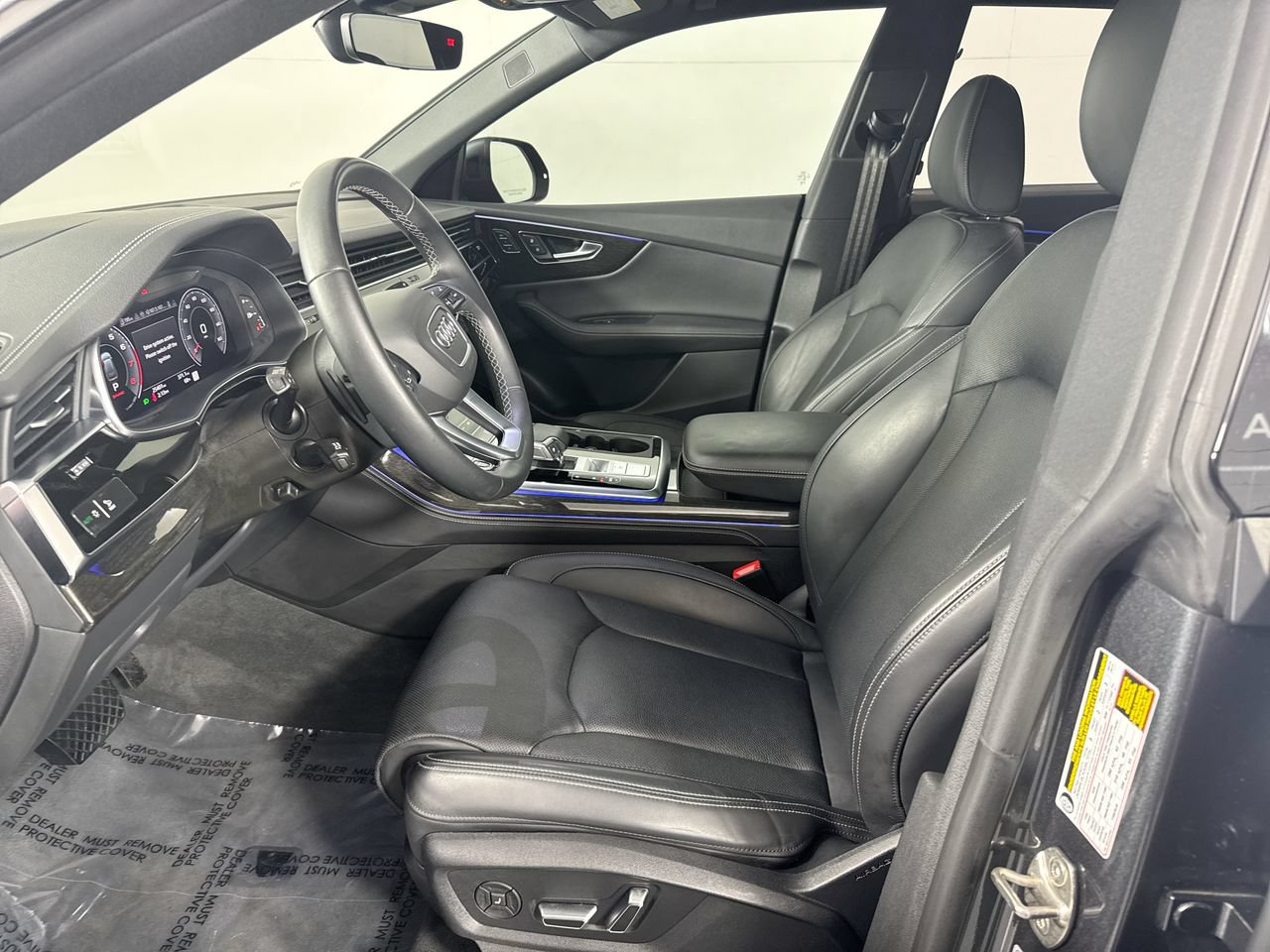 Used 2024 Audi Q8 Prestige w/ Prestige Package AWD/4WD image 10
