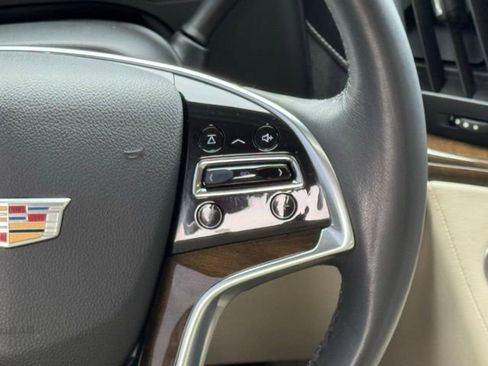 Used 2020 Cadillac Escalade Luxury image 28