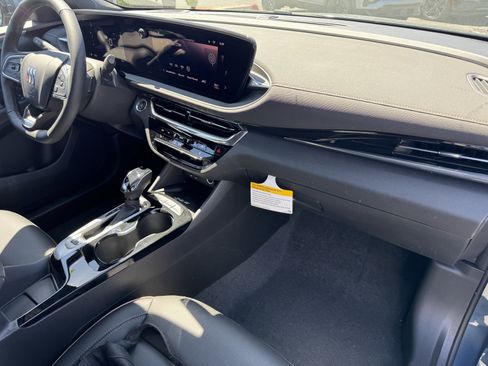 New 2026 Buick Envista Sport Touring FWD image 7