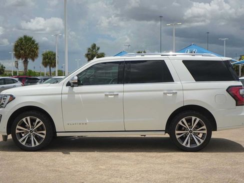 Used 2021 Ford Expedition Platinum RWD image 3