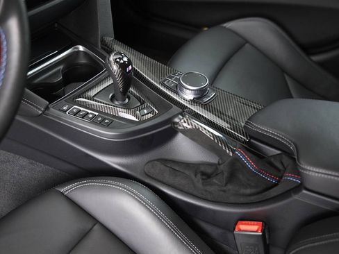 Used 2018 BMW M3 RWD image 65