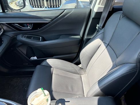 Used 2025 Subaru Outback Limited image 14