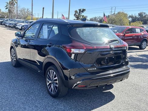 Certified 2024 Nissan Kicks SV image 6