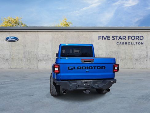 Used 2020 Jeep Gladiator Rubicon image 7