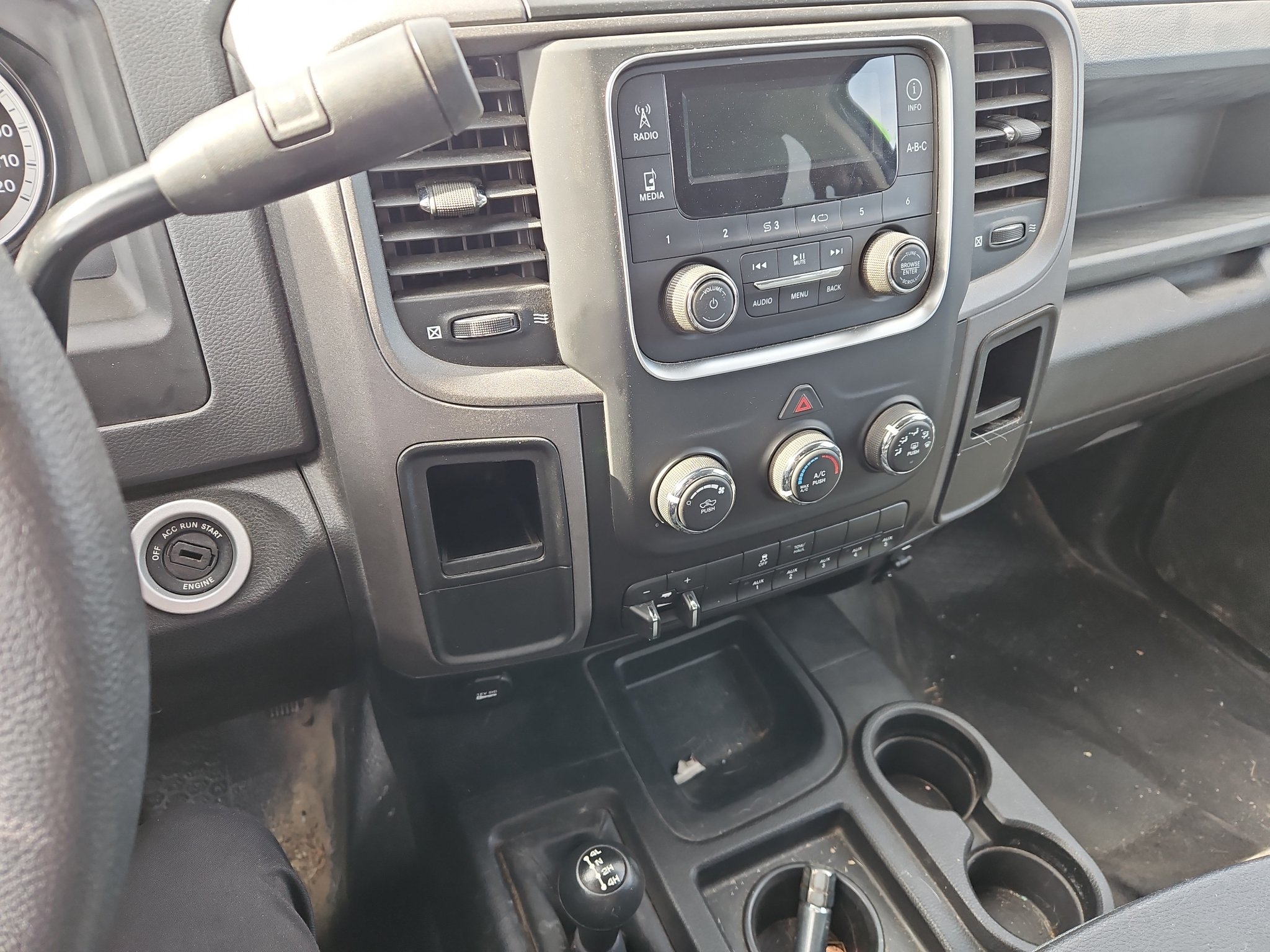 Used 2018 RAM 2500 Tradesman w/ Chrome Appearance Group AWD/4WD image 12