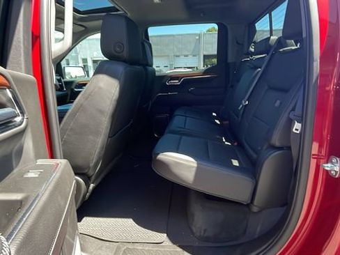 Used 2023 GMC Sierra 1500 Denali AWD/4WD image 24