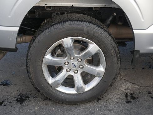 Used 2022 Ford F150 XLT w/ Equipment Group 302A High image 12