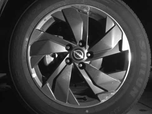 Used 2025 Nissan Rogue SV FWD image 12