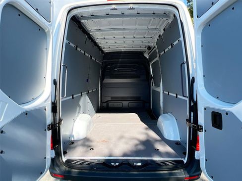 New 2025 Mercedes-Benz Sprinter 2500 image 21