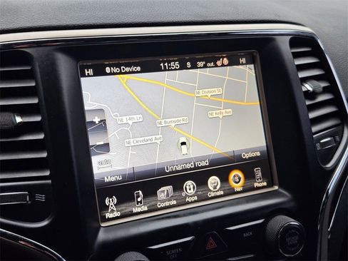 Used 2015 Jeep Grand Cherokee Limited w/ Trailer Tow Group IV image 25