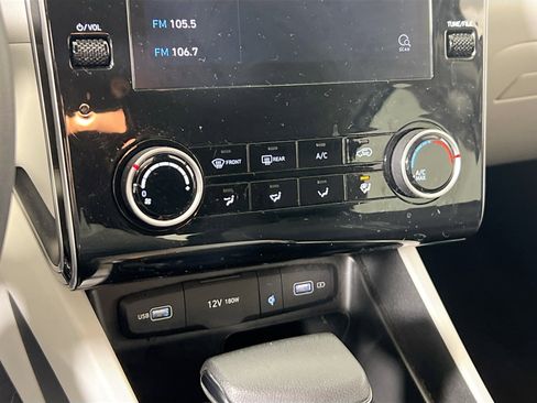 Used 2023 Hyundai Tucson SEL image 15