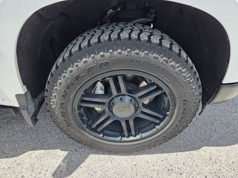 Used 2023 Chevrolet Silverado 1500 W/T w/ Trailering Package image 18