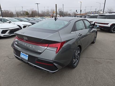 New 2026 Hyundai Elantra Limited FWD image 6