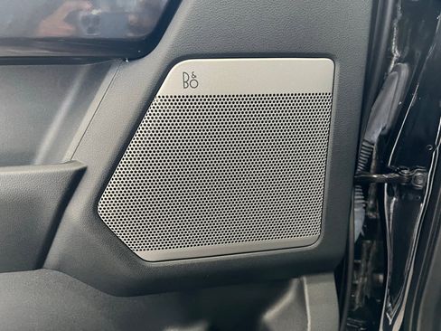 Used 2021 Ford F150 Lariat w/ Equipment Group 502A High image 17