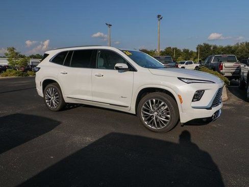 New 2026 Buick Enclave Avenir w/ Super Cruise Package image 12
