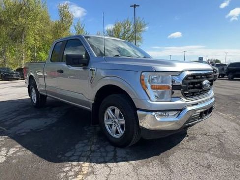 Used 2022 Ford F150 XLT AWD/4WD image 2