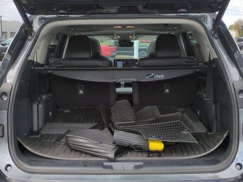 Used 2020 Toyota Highlander Limited AWD/4WD image 19