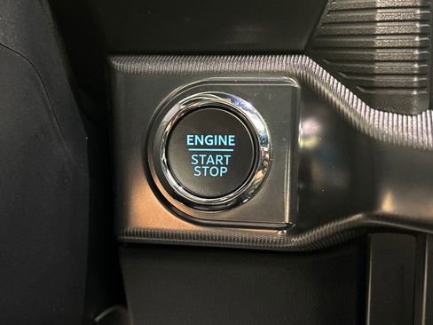 Used 2025 Ford F150 Raptor image 43