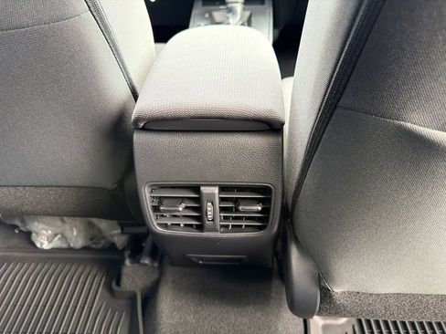 New 2026 Toyota Corolla Cross LE w/ Moonroof Package FWD image 27