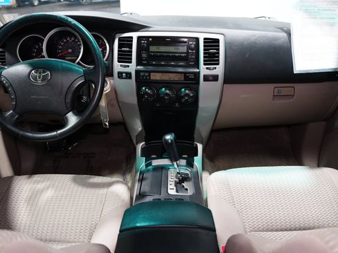 Used 2008 Toyota 4Runner SR5 image 10
