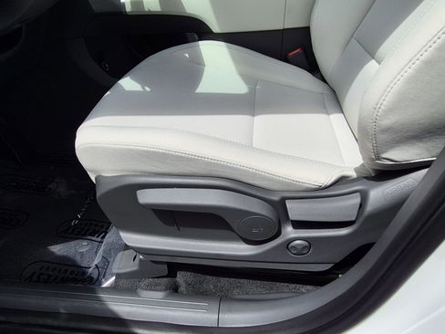 New 2026 Hyundai Santa Fe SE FWD image 24