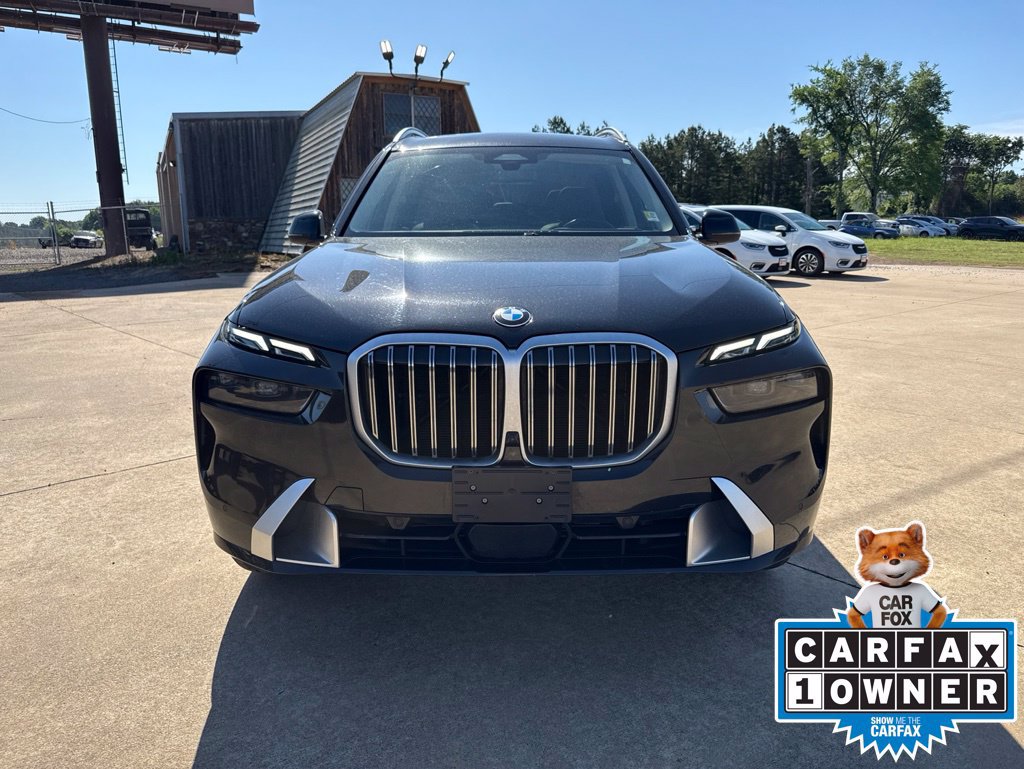 Used 2025 BMW X7 xDrive40i AWD/4WD image 2