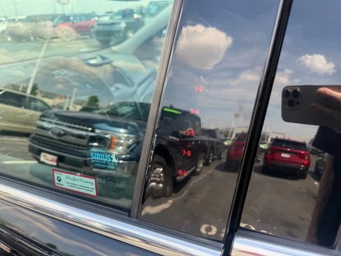 Certified 2018 Ford Escape SE w/ SE Sync 3 Package FWD image 15