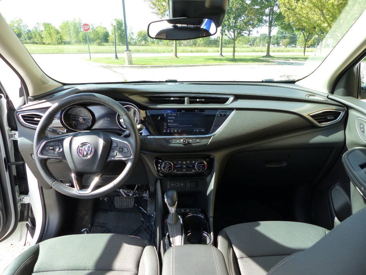 Used 2023 Buick Encore GX Select FWD image 35