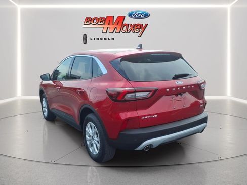 Used 2023 Ford Escape Active w/ Tech Pack #1 AWD/4WD image 6