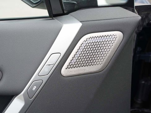 Used 2026 BMW iX M70 image 16