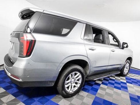 Used 2025 Chevrolet Tahoe LT image 4