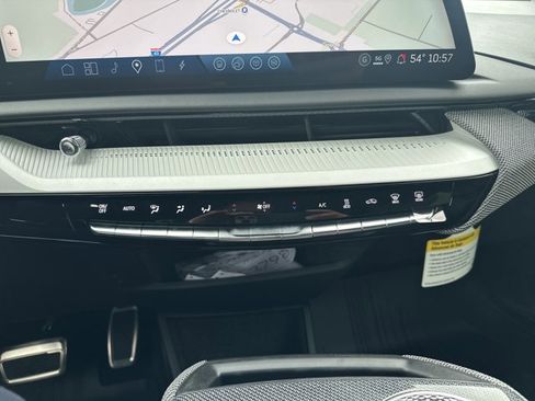 New 2025 Cadillac Optiq Sport 2 w/ LPO, Floor Liner Package image 19