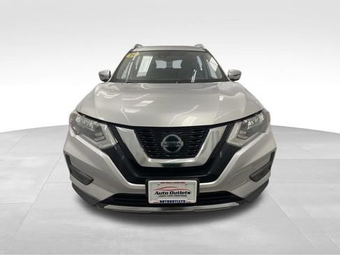 Used 2020 Nissan Rogue SV AWD/4WD image 2