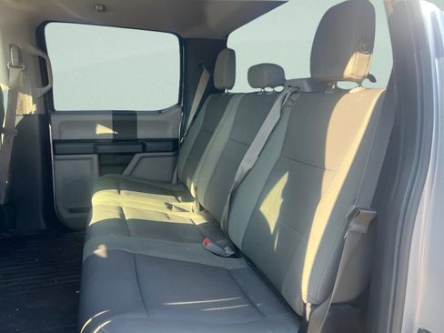 Used 2017 Ford F150 XL w/ Equipment Group 101A Mid AWD/4WD image 19