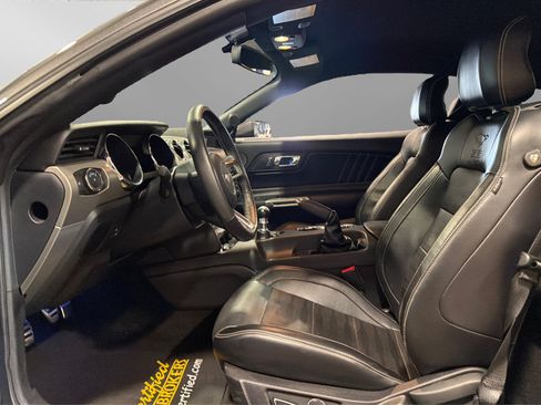 Used 2015 Ford Mustang GT Premium w/ Equipment Group 401A RWD image 18